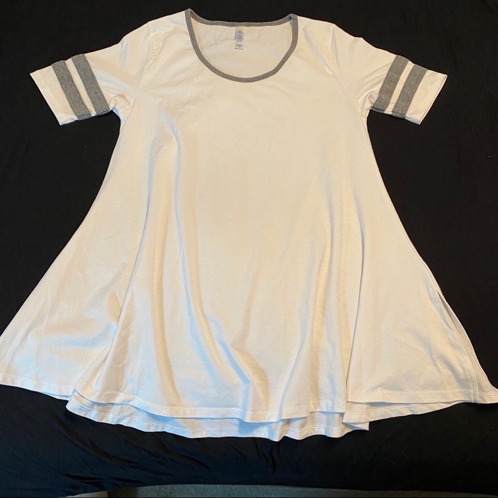 Lularoe Perfect T